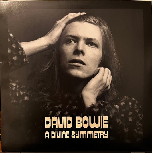 Image of Front Cover of LP - VG+/EX - DAVID BOWIE, A Divine Symmetry (An Alternative Journey Through Hunky Dory) (Parlophone; DBADS 1971, Worldwide 2023, Insert), ,  - 2126343E