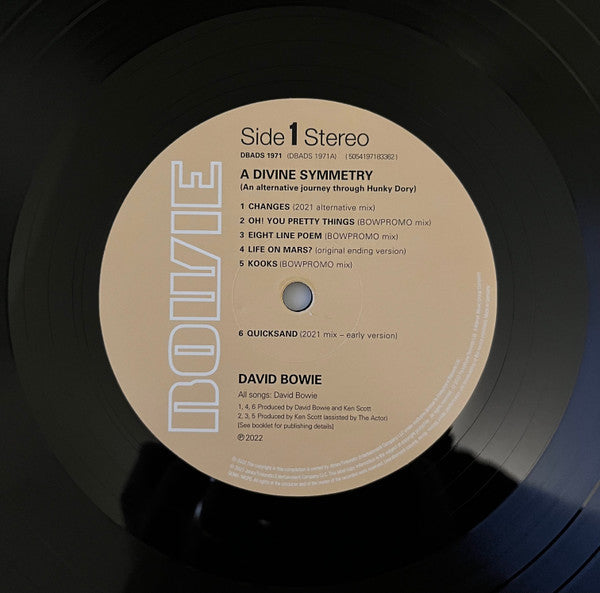 Image of Label Cover of LP - VG+/EX - DAVID BOWIE, A Divine Symmetry (An Alternative Journey Through Hunky Dory) (Parlophone; DBADS 1971, Worldwide 2023, Insert), ,  - 2126343E