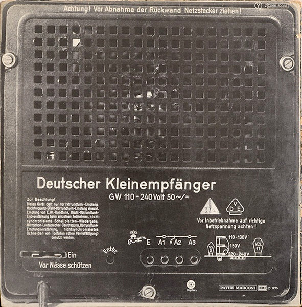 Image of Back Cover of LP - VG/VG - KRAFTWERK, Radio-Activity (Capitol Green; 2C 066-82.087, France 1975, Inner), Strong VG -  a few hairlines, Edge Wear, old sticker on back cover,  - 4046057S