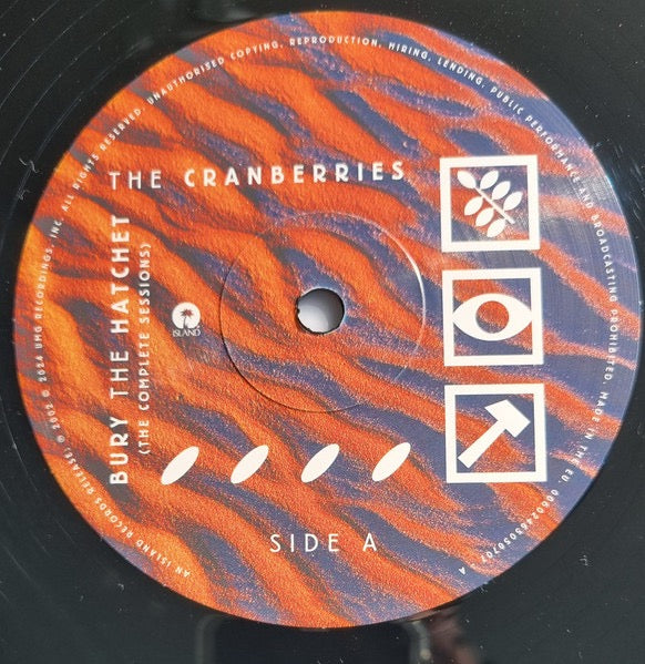 Image of Label of 1934075E: 2xLP - THE CRANBERRIES, Bury The Hatchet (Island Records; 00602465050707, Europe 2024 Reissue, 2 Inners)   NEW/NEW