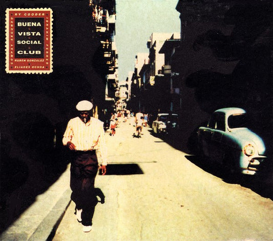 Image of Front Cover of 2054153S: 1xCDs - BUENA VISTA SOCIAL CLUB, Buena Vista Social Club (World Circuit ; WCD 050, UK 1998)   VG+/VG+