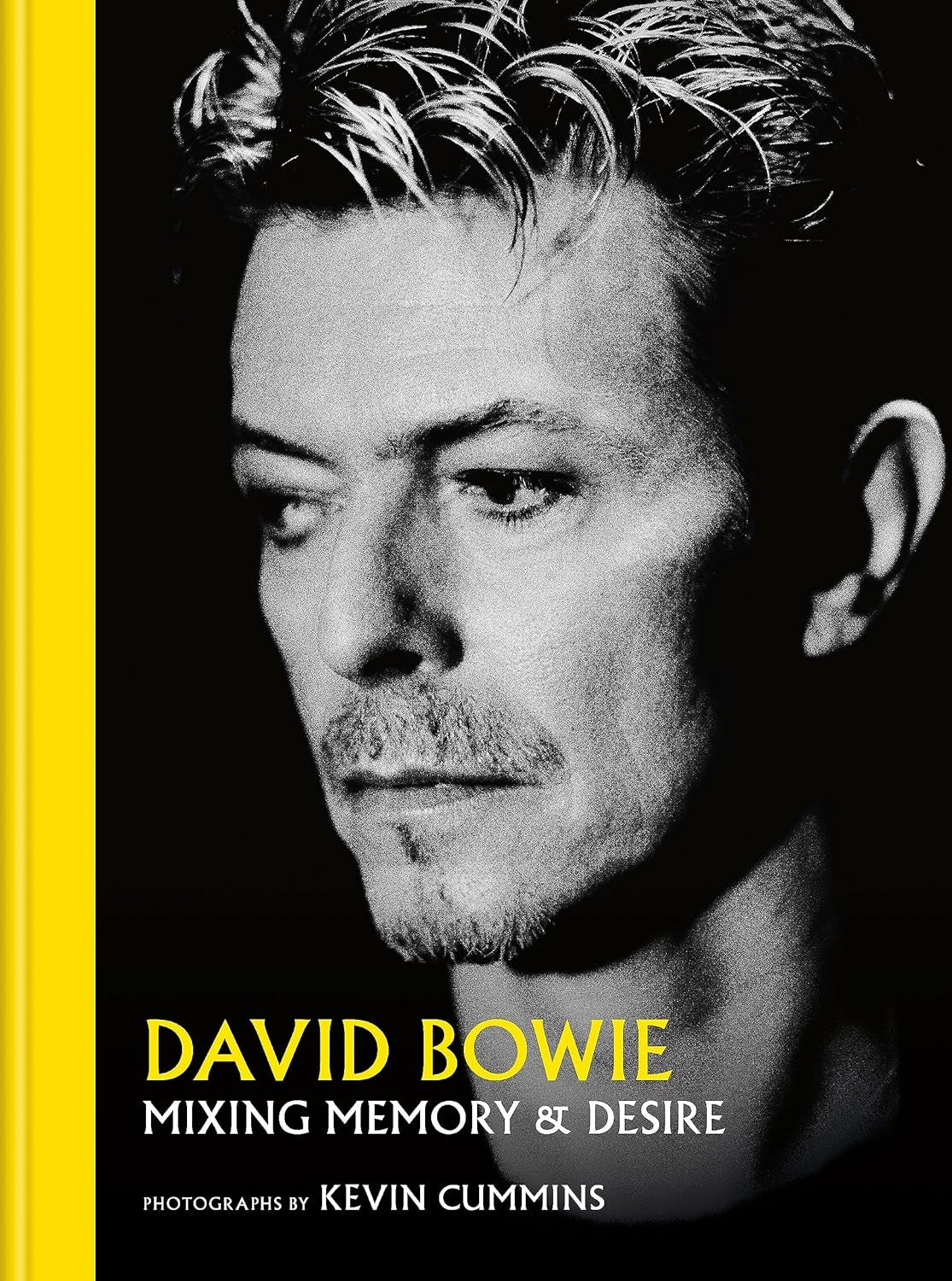 Image of Front Cover of 2144148S: Book - KEVIN CUMMINS, David Bowie Mixing Memory & Desire (; ISBN 978-1-78840-428-0, US )   VG+/VG+