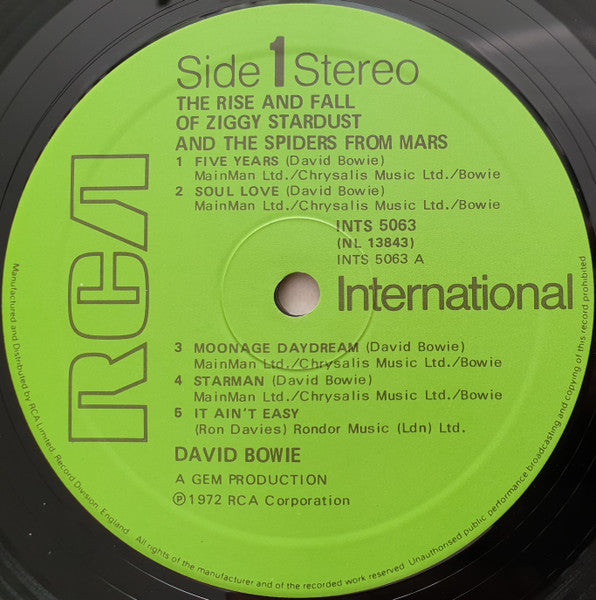Image of Label Cover of LP - G+/G+ - DAVID BOWIE, The Rise And Fall Of Ziggy Stardust And The Spiders From Mars (RCA International Green; INTS 5063, UK 1980 Reissue, BILBO TA1PE Run Outs), Light Marks only, Prominent edge wear. ,  - 2416392C