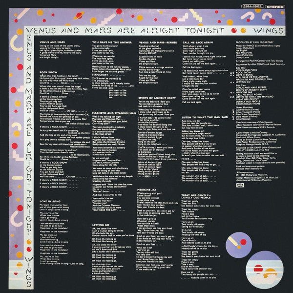 Image of Back Cover of LP - VG/VG+ - WINGS, Venus And Mars (Capitol Records; 3C 064 96623, Italy 1975, Gatefold, Inner, 2 Posters, 2 Stickers), Edge Wear,  - 1346013S
