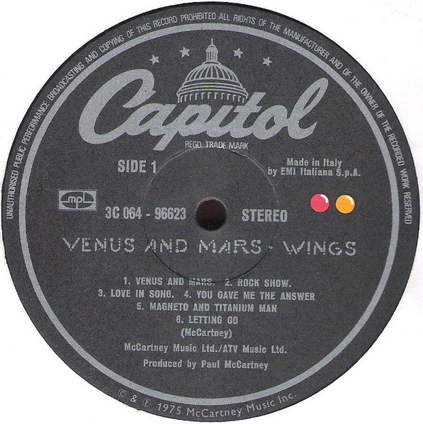 Image of Label Cover of LP - VG/VG+ - WINGS, Venus And Mars (Capitol Records; 3C 064 96623, Italy 1975, Gatefold, Inner, 2 Posters, 2 Stickers), Edge Wear,  - 1346013S