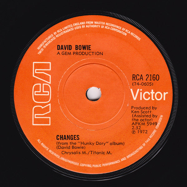 Image of Front Cover of 7" - VG/G - DAVID BOWIE, Changes (RCA Victor; RCA 2160, UK 1972, Company Sleeve, Mono, Solid Centre), Lots of light marks, Name on Co. Sleeve,  - 2316085C