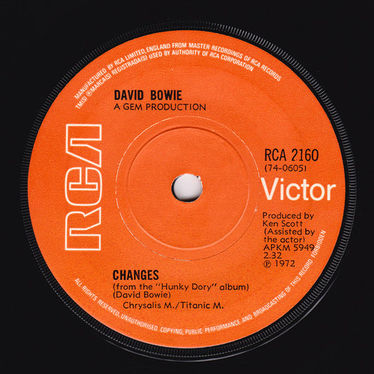 Image of Front Cover of 7" - VG/G - DAVID BOWIE, Changes (RCA Victor; RCA 2160, UK 1972, Company Sleeve, Mono, Solid Centre), Lots of light marks, Name on Co. Sleeve,  - 2316085C