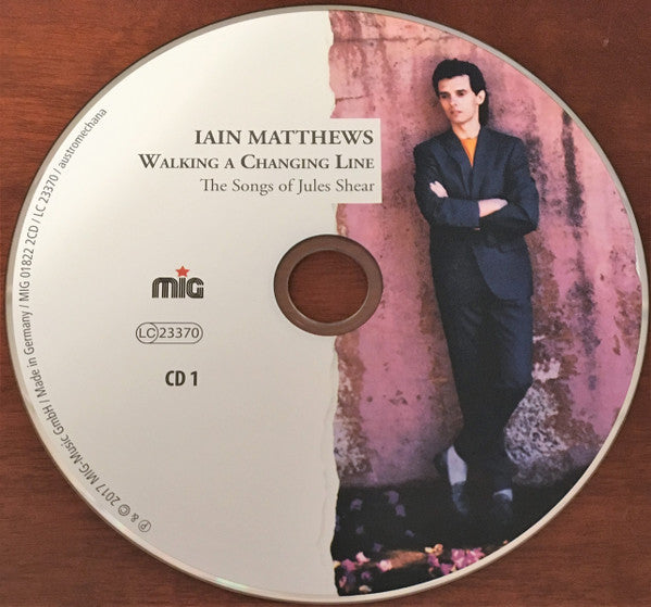 Image of Label of 3634062E: 2xCD - IAIN MATTHEWS, Walking A Changing Line (MIG; MIG 01822, Germany 2017, Double Digipak, Booklet)   VG+/EX