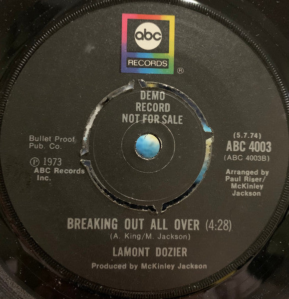 Image of Back Cover of 3714067C: 10" - LAMONT DOZIER, Fish Ain't Bitin'/ Breaking Out All Over (ABC Records; ABC 4003, UK 1974, Plain sleeve, 4 prong centre) Lightest of marks. Previous sticker residue on label (A side)  /VG