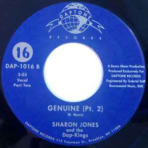 Image of Back Cover of 3914466C: 7" - SHARON JONES AND THE DAP-KINGS, Genuine (Daptone Records; DAP-1016, US 2004)   /VG