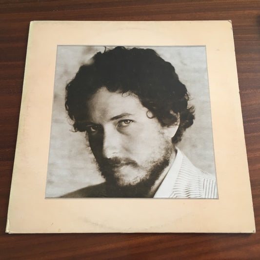 Image of Front Cover of LP - G+/VG - BOB DYLAN, New Morning (CBS; S 69001, UK 1970s Reissue), Light water staining to sleeve, edge wear. ,  - 1626367E