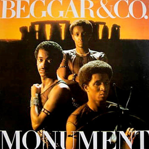 Image of Front Cover of 4414373C: LP - BEGGAR & CO., Monument (RCA; RCA LP 6024, UK 1981) Sleeve has some edge wear  VG/VG