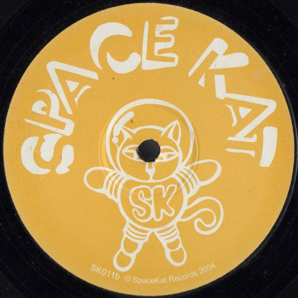 Image of Back Cover of 5014294C: 12" - QUENTIN HARRIS PRESENTS CORDELL MCCLARY, Traveling (Space Kat Records; SK011, UK 2004)   /G+