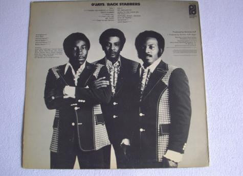 Image of Back Cover of 512365E: LP - O'JAYS, Back Stabbers (Philadelphia International Records; PIR 65932, UK 1972) Ring/corner/edgewear. Light marks to vinyl.  VG/VG