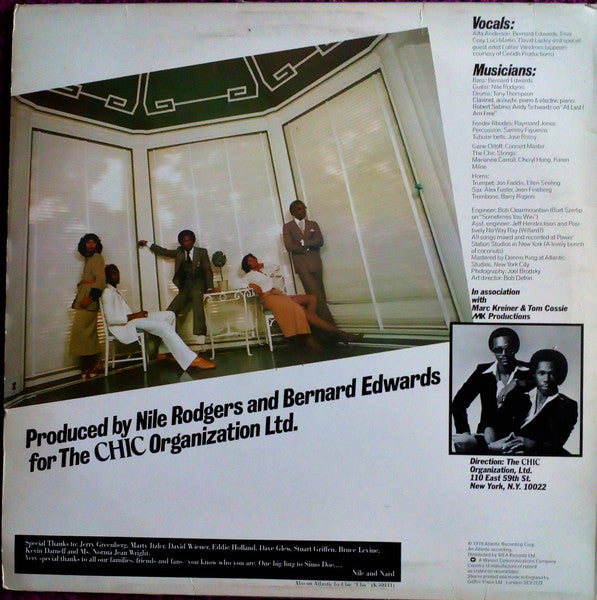 Image of Back Cover of LP - VG/VG - CHIC, C'est Chic (Atlantic Orange & Green - With W Logo On Label Rim; K 50565, UK 1978, Inner), Light hairlines.,  - 3626196E
