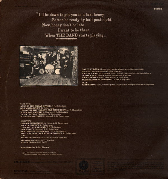 Image of Back Cover of LP - G+/VG - THE BAND, The Band (Capitol Green; E-ST 132, UK 1970, Textured Gatefold, Stereo, Band Names Above Centre Hole of Label), Strong VG, Heavy Edge and Ring Wear,  - 3926439E