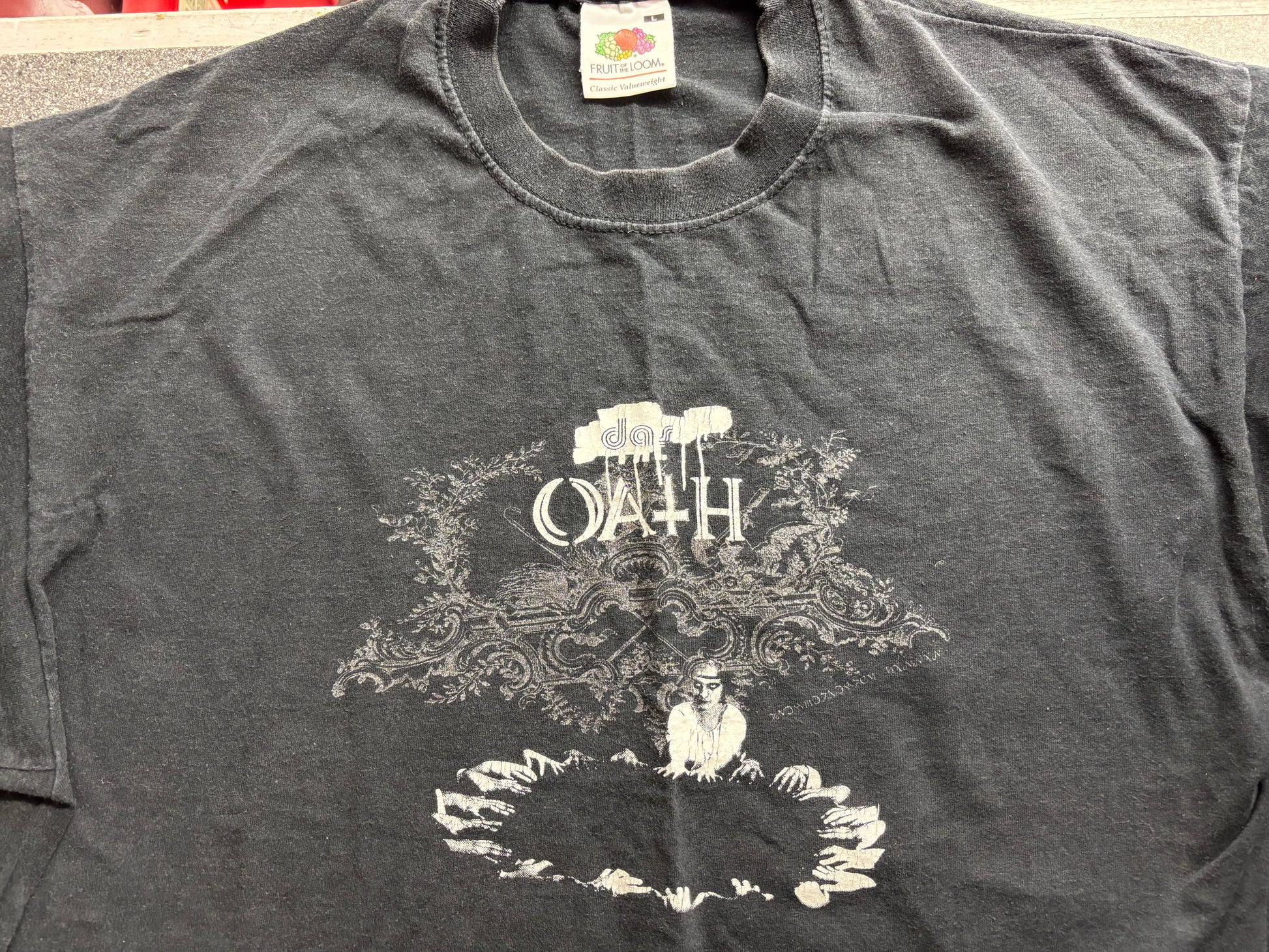 Image of Front Cover of 2355218S: Accessories - DAS OATH, Vintage 200's Das Oath T shirt (, UK 2008) Strong VG+  VG+/VG+