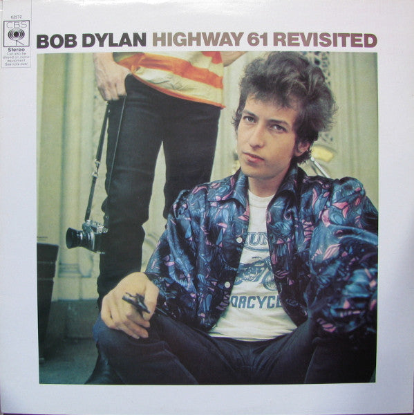 Image of Front Cover of LP - VG/VG - BOB DYLAN, Highway 61 Revisited (CBS Red Label; 62572, UK 1980s Reissue), A few light marks, Good gloss, A few patches of aged staining,  - 4116093C