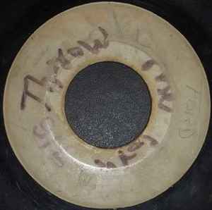 Image of Front Cover of 2625101E: 7" - WINSTON SHAND / PATRICIA EDWARDS, Throw Me Corn / Darling Remember (Carib-Dis-Co. Records; none, Jamaica 1969, White Label, JA blank) Marks on disc. Lightest background clicks.  /G