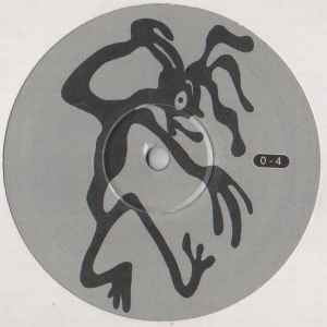 Image of Back Cover of 12" - /G+ - STEREOGEN, Hold Me (Vinyl Addiction; STB 004, UK 1993, Silver Vinyl), light marks only. damage to label silver side - some ink transfer on runout/last track, A1		Hold MeA2		Hold Me (Stabappella)B1		Hold Me (Dub Mix)B2		Hold Me (Stabappella Dub) - 2646123S