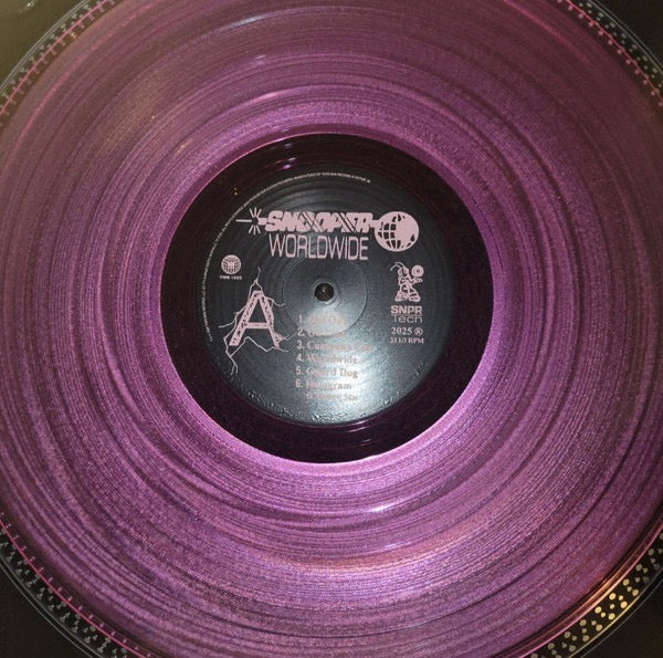 Image of Back Cover of 4035106E: LP - SNOOPER, Worldwide (Third Man Records; TMR1095LPC1, Europe 2025, Inner & Insert, Translucent Pink Vinyl)   NEW/NEW