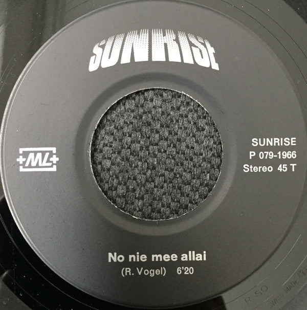 Image of Label Cover of 7" - VG/VG+ - VOGEL, No Nie Mee Allai (Sunrise; 079-1966, Switzerland 1979, Picture Sleeve), Strong VG+, Sleeve Creased,  - 3725015E