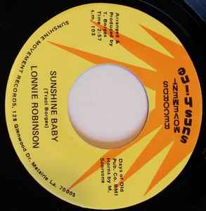 Image of Front Cover of 7" - /VG+ - LONNIE ROBINSON, Sunshine Baby / Are You Sure You Want To Give Me Your Love (Sunshine Movement Records; s.m. 103, US ), ,  - 3925203E