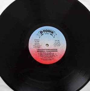 Image of Label Cover of 4745382S: LP - MERRELL FANKHAUSER, Doctor Fankhauser (D-Town Records; D6-33808, US 1986) Paper scuffs. Edge wear, heavy to corners, creasing, corner bumps.  VG/VG+