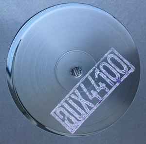 Image of Back Cover of 3xLP - VG/VG - VARIOUS, aux44100 - 10 Years mindcolormusic (mindcolormusic; aux44100, Germany 2020, 2 Inners & Numbered Insert, Numbered Limited Edition), 14/150. Some very light storage marks. Otherwise discs look great.,  - 4215017C