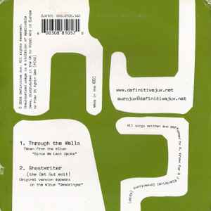 Image of Back Cover of 7" - VG+/EX - RJD2, Through The Walls / Ghostwriter (The Cat Gut Edit) (Definitive Jux; DJX105, UK & Europe 2004, Picture sleeve), Lightest creasing on sleeve.,  - 1526081E