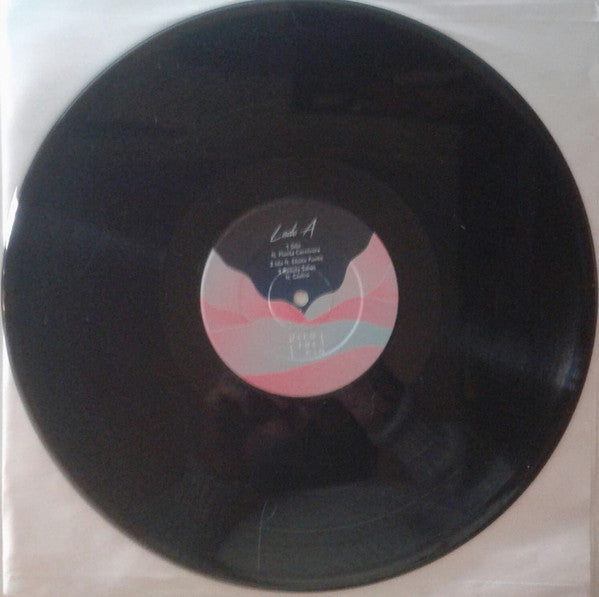 Image of Label Cover of 12" - EX/EX - FERNANDA ARRAU, A Larga Distancia (Pirotecnia; P018, Chile 2016, Picture Sleeve), Opened Instore,  - 4925436E