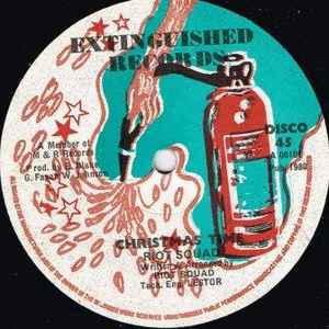 Image of Back Cover of 12" - VG/G - RIOT SQUAD, I Would Like To Love You (Extinguished Records; AA 00101, UK 1980), lots of scuffs and marks - mothing deep. pen on label,  - 0246052S
