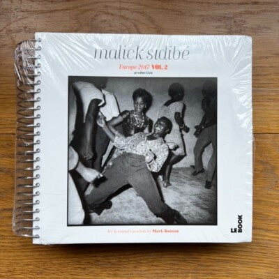 Image of Front Cover of Book - VG+/VG+ - MALICK SIDIB  MARK RONSON, Le Book Europe VOL. 2 (Le Book; ,  2017,  Limited Edition), Strong VG+,  - 0850426S