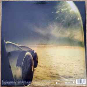 Image of Back Cover of LP - VG+/VG+ - KENT, Isola (RCA Victor; 19439858341, Europe 2023 Reissue, Yellow Vinyl, Ltd to 5000), ,  - 0846386S