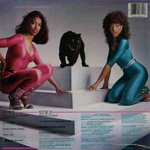 Image of Back Cover of LP - VG/VG - STARGARD, Nine Lives (MCA Records; MCA 5334, US 1982, Picture Sleeve), few faint scuff marks one side,  - 0946036S