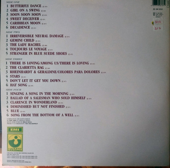 Image of Back Cover of 2xLP - VG/VG - KEVIN AYERS, Banana Productions (The Best Of Kevin Ayers) (Harvest; EM 2032, Europe 1989, Gatefold), Edge Wear, Long Hairline Across Side 2, Doesn't Affect Play,  - 1046337S