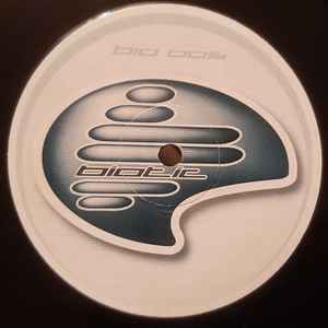 Image of Back Cover of 12" - VG+/VG - BKEY*, Intruder / Amnesia (Biotic; BIO 005, UK 2002, Company Sleeve), ,  - 1116002C