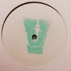 Image of Back Cover of 12" - /VG - RE-ANIMATOR, Return To E (Vertical Drop Recordings; VDR 003, UK 2001, Stickered + Stamped White Label), Scuffs and marks, lower end of VG., A		Return To EB1		Return To E (Horsepower Productions Mix)B2		Soundbwoylot of mileage in Horsepower Production's remix on the flip - proto dubstep business with huge bass - 1116011C