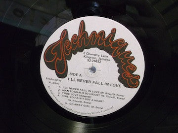 Image of Label Cover of LP - VG/G+ - THE TECHNIQUES, I'll Never Fall In Love (Techniques; , Jamaica 1983), Light marks and scuffs, plays fine. Nice sleeve.,  - 1126283E