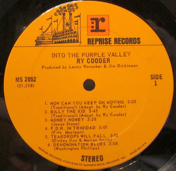 Image of Label Cover of LP - VG/VG - RY COODER, Into The Purple Valley (Reprise Records; MS 2052, US 1972, Gatefold, Insert, SCR Runout ), Strong VG,  - 1216062C