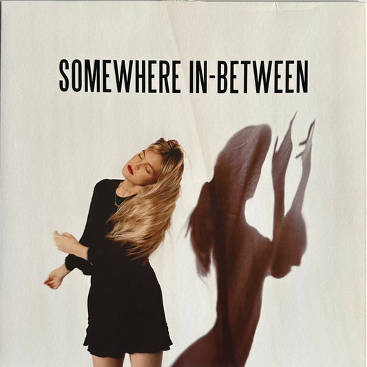 Image of Front Cover of LP - VG+/VG+ - ELOISE, Somewhere In-Between (Harbour Artists & Music; HRL005V, Europe 2021), ,  - 1246189S
