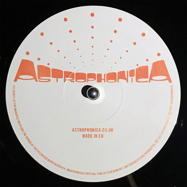 Image of Back Cover of 12" - VG+/VG+ - CHIMPO, On The Dial (Astrophonica; APHA026, UK 2022, Company Sleeve), , A1	Rig DoctorA2	Luv NRGAA1	Buzz ArmyAA2	Broad - 1326407E