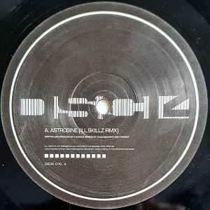 Image of Label Cover of 2x12" EP - G+/G+ - VARIOUS, DSCI4 Remix EP (DSCI4; DSCI4 010, UK 2003), Disc A/B VG, disc C/D closer to G+. Sleeve is battered and bent.,  - 1716330C