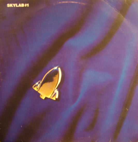 Image of Front Cover of 2xLP - VG/G+ - SKYLAB, Skylab#1 (L'Attitude Records; 522 905-1, UK 1994, 2 Inners), Lots of light marks and storage marks. Sleeve has sticker damage at top right and minor cosmetic marks.,  - 1816323C