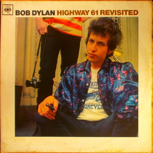 Image of Front Cover of LP - G+/EX - BOB DYLAN, Highway 61 Revisited (CBS; SBPG 62572, UK 1967 Reissue, Laminated Flipback Sleeve, Company Inner, MONO Sleeve, STEREO Disc), Spine split and stains. Immaculate disc.,  - 1946281S