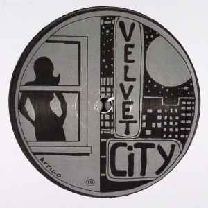Image of Back Cover of 12" - /VG - BLACK ICE, Black Ice E.P. Vol. 1 (Velvet City Records; VC 3038, US 1992), few light scuffs - minor. pol,  - 2046105S