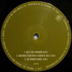 Image of Label Cover of LP - VG/VG - DJ SHADOW, Endtroducing (MoWax; MW059, UK 1996, Gatefold, Inners, First pressing), Missing Disc 2. Sleeve, Disc 1 and both inners are present.,  - 2126294E