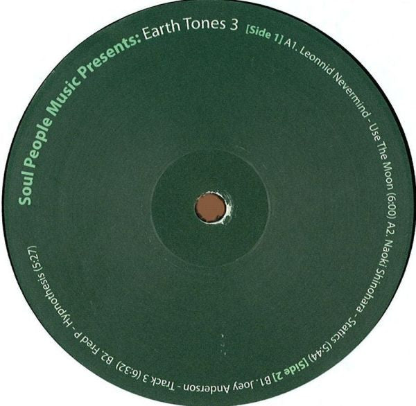 Image of Back Cover of 12" - /VG+ - VARIOUS, Earth Tones 3 (Soul People Music; SPMETV003, US 2012, Plain Sleeve), , A1 Leonid Nevermind   Use The Moon	A2 Naoki Shinohara  	StaticsB1 Joey Anderson   Track 3B2 Fred P.  Hypnothesis - 2226306E