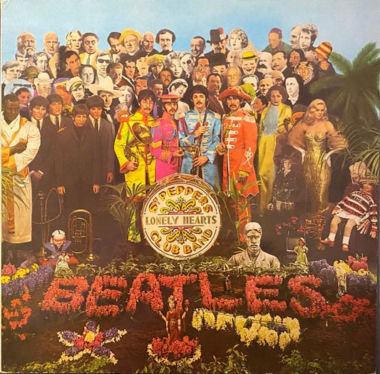 Image of Front Cover of LP - VG/G - THE BEATLES, Sgt. Pepper's Lonely Hearts Club Band (Parlophone; 1A 062-04177, Netherlands 1970s Reissue, Gatefold, Insert), ,  - 2316188C