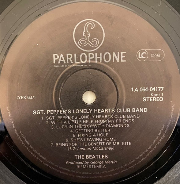 Image of Label Cover of LP - VG/G - THE BEATLES, Sgt. Pepper's Lonely Hearts Club Band (Parlophone; 1A 062-04177, Netherlands 1970s Reissue, Gatefold, Insert), ,  - 2316188C